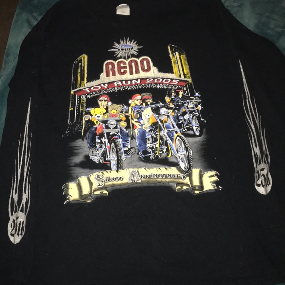 2000’s graphic long sleeve
